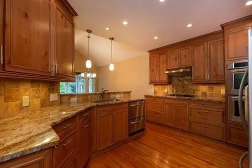 645 Glenridge Close Drive, Atlanta, Georgia 30328, 4 Bedrooms Bedrooms, ,2 BathroomsBathrooms,Residential,Sold,645 Glenridge Close Drive,6065668