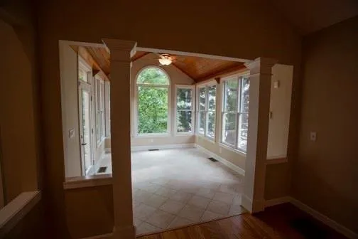 645 Glenridge Close Drive, Atlanta, Georgia 30328, 4 Bedrooms Bedrooms, ,2 BathroomsBathrooms,Residential,Sold,645 Glenridge Close Drive,6065668