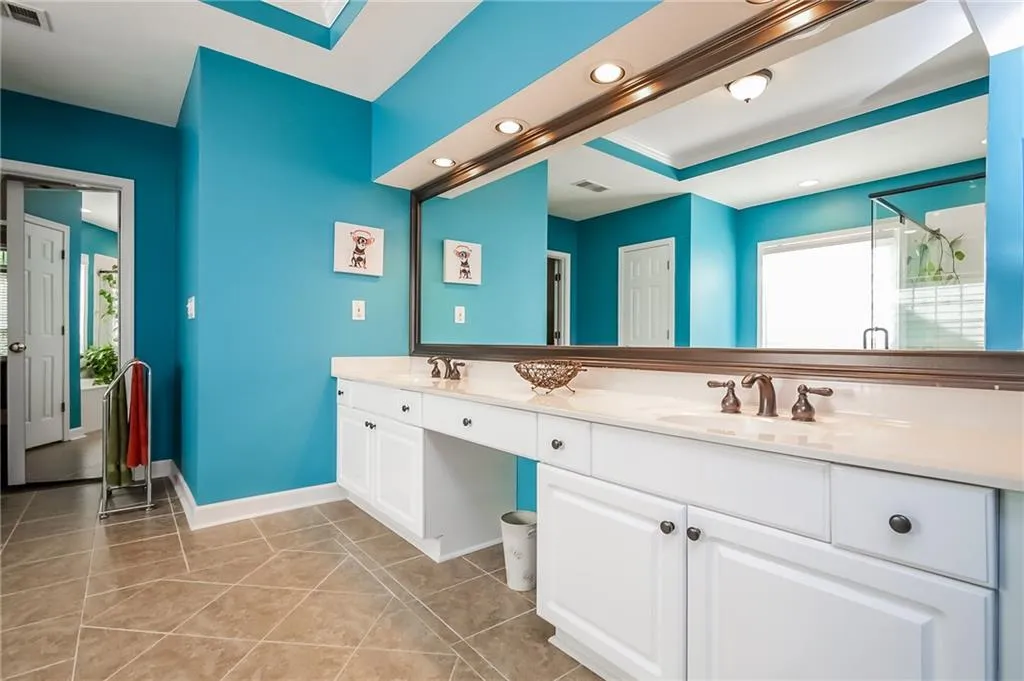 175 Smithdun Lane, Sandy Springs, Georgia 30350, 4 Bedrooms Bedrooms, ,3 BathroomsBathrooms,Residential,Sold,175 Smithdun Lane,5732028