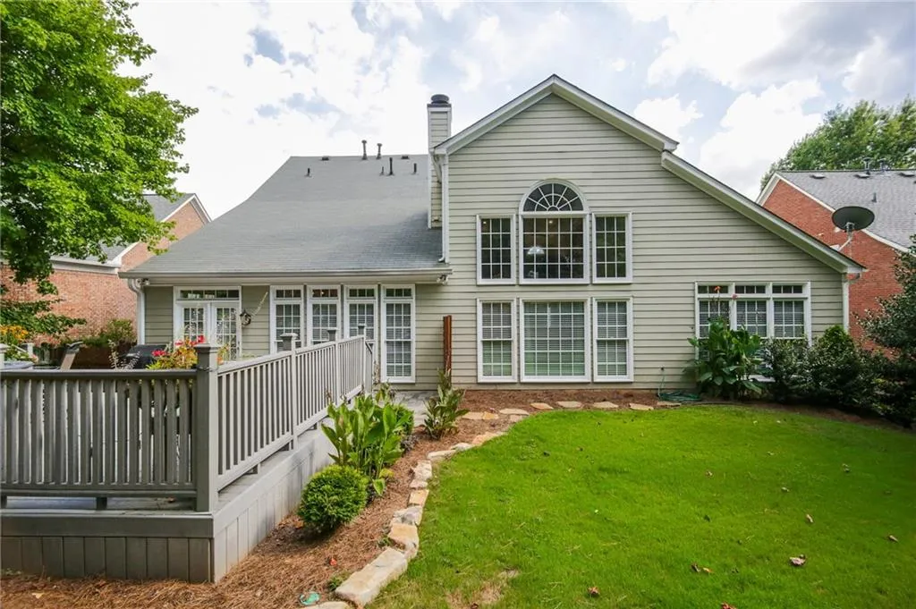 175 Smithdun Lane, Sandy Springs, Georgia 30350, 4 Bedrooms Bedrooms, ,3 BathroomsBathrooms,Residential,Sold,175 Smithdun Lane,5732028