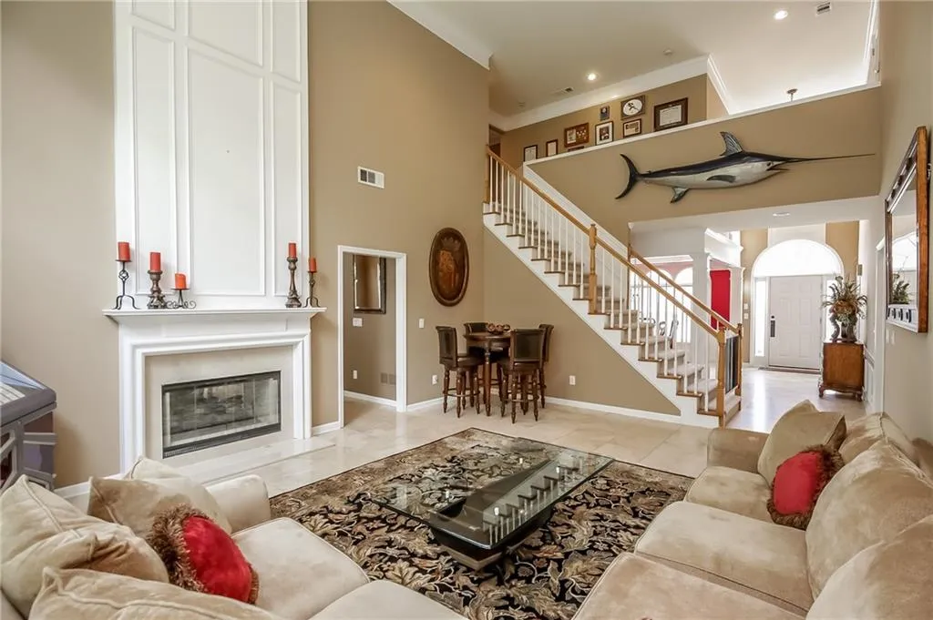 175 Smithdun Lane, Sandy Springs, Georgia 30350, 4 Bedrooms Bedrooms, ,3 BathroomsBathrooms,Residential,Sold,175 Smithdun Lane,5732028