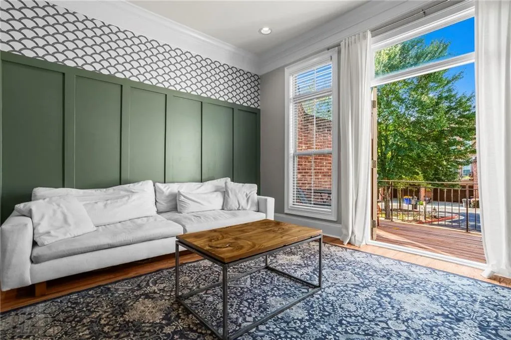 2560 Crescent Park Court, Atlanta, Georgia 30339, 3 Bedrooms Bedrooms, ,3 BathroomsBathrooms,Residential,For Sale,2560 Crescent Park Court,7666086