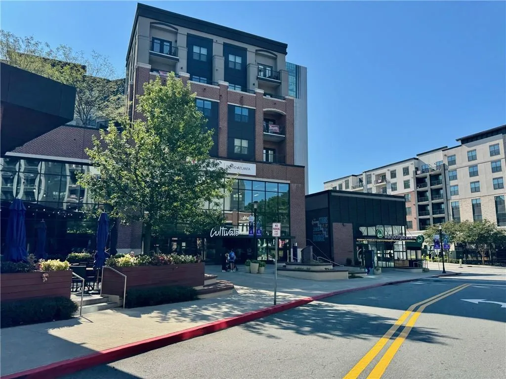 2560 Crescent Park Court, Atlanta, Georgia 30339, 3 Bedrooms Bedrooms, ,3 BathroomsBathrooms,Residential,For Sale,2560 Crescent Park Court,7666086