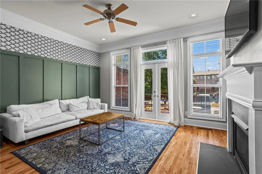 2560 Crescent Park Court, Atlanta, Georgia 30339, 3 Bedrooms Bedrooms, ,3 BathroomsBathrooms,Residential,For Sale,2560 Crescent Park Court,7666086