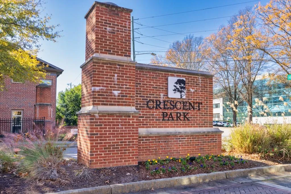2560 Crescent Park Court, Atlanta, Georgia 30339, 3 Bedrooms Bedrooms, ,3 BathroomsBathrooms,Residential,For Sale,2560 Crescent Park Court,7666086