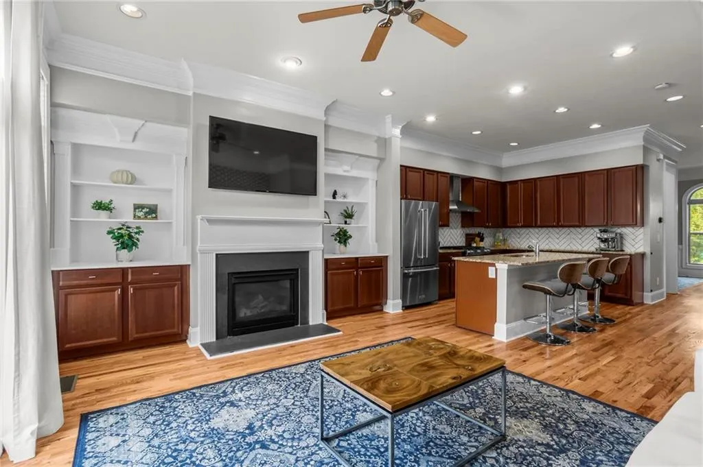 2560 Crescent Park Court, Atlanta, Georgia 30339, 3 Bedrooms Bedrooms, ,3 BathroomsBathrooms,Residential,For Sale,2560 Crescent Park Court,7666086