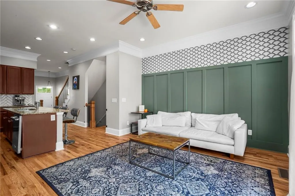 2560 Crescent Park Court, Atlanta, Georgia 30339, 3 Bedrooms Bedrooms, ,3 BathroomsBathrooms,Residential,For Sale,2560 Crescent Park Court,7666086