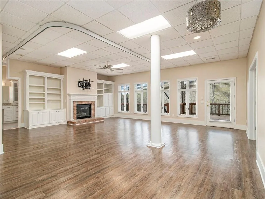 4910 Spruce Bluff Drive, Sandy Springs, Georgia 30350, 6 Bedrooms Bedrooms, ,6 BathroomsBathrooms,Residential,Sold,4910 Spruce Bluff Drive,7360923