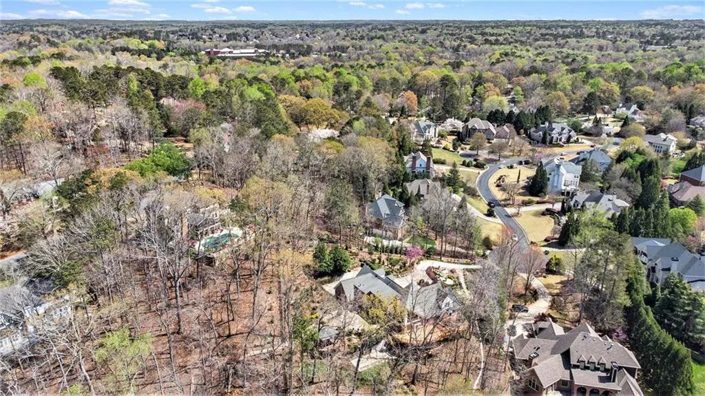 4910 Spruce Bluff Drive, Sandy Springs, Georgia 30350, 6 Bedrooms Bedrooms, ,6 BathroomsBathrooms,Residential,Sold,4910 Spruce Bluff Drive,7360923