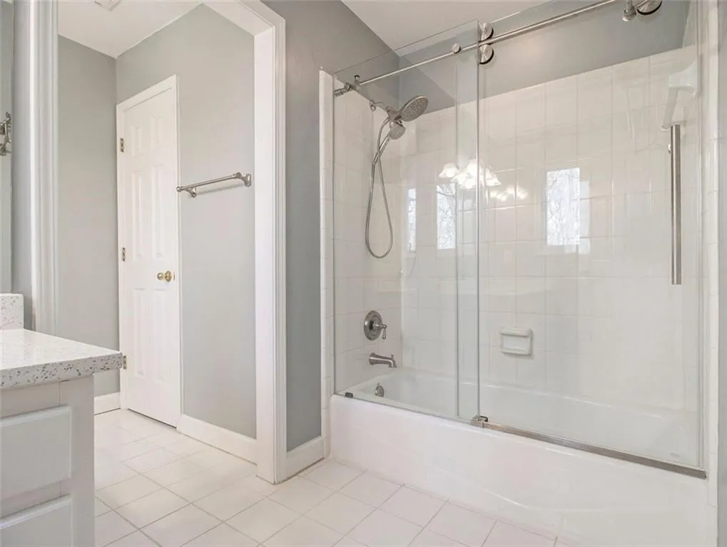 4910 Spruce Bluff Drive, Sandy Springs, Georgia 30350, 6 Bedrooms Bedrooms, ,6 BathroomsBathrooms,Residential,Sold,4910 Spruce Bluff Drive,7360923