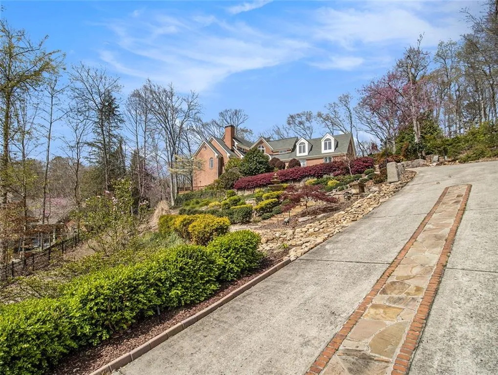 4910 Spruce Bluff Drive, Sandy Springs, Georgia 30350, 6 Bedrooms Bedrooms, ,6 BathroomsBathrooms,Residential,Sold,4910 Spruce Bluff Drive,7360923