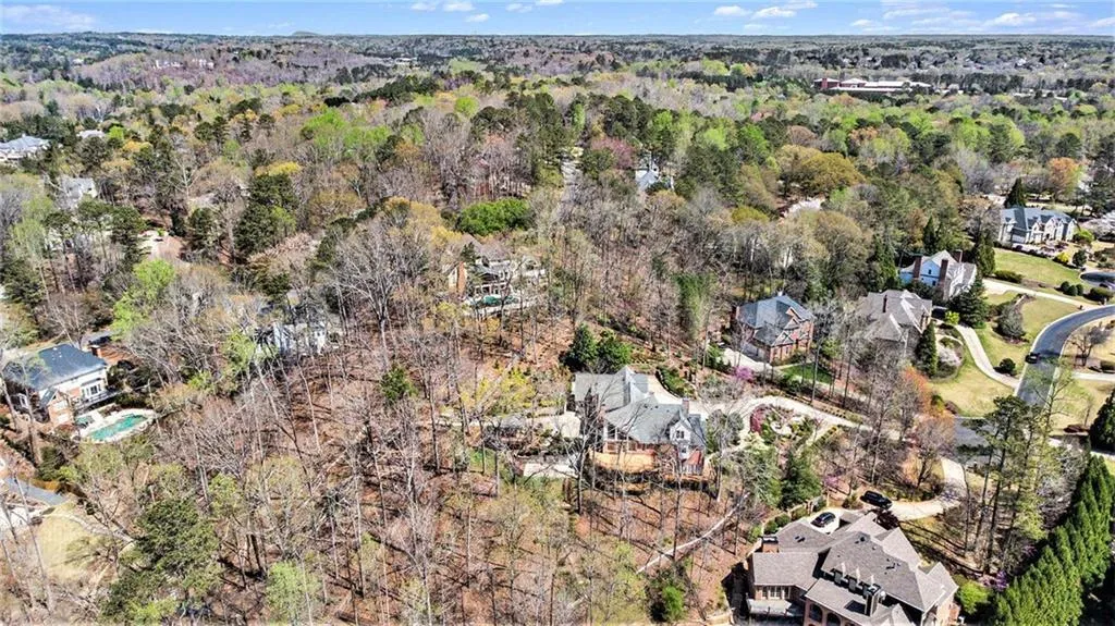 4910 Spruce Bluff Drive, Sandy Springs, Georgia 30350, 6 Bedrooms Bedrooms, ,6 BathroomsBathrooms,Residential,Sold,4910 Spruce Bluff Drive,7360923