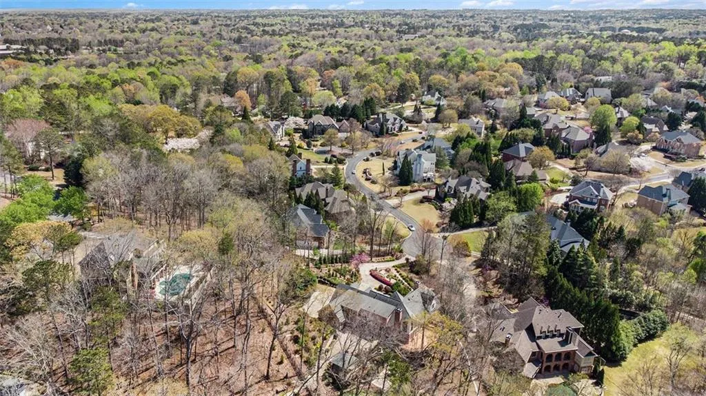 4910 Spruce Bluff Drive, Sandy Springs, Georgia 30350, 6 Bedrooms Bedrooms, ,6 BathroomsBathrooms,Residential,Sold,4910 Spruce Bluff Drive,7360923