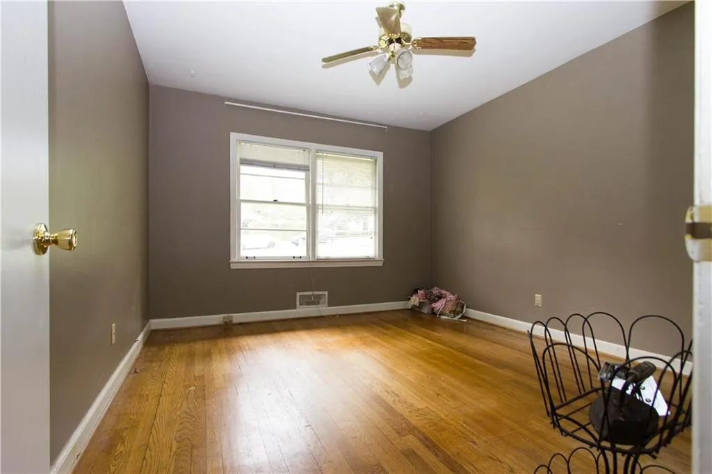 5915 Greenbrier Road, Atlanta, Georgia 30328, 5 Bedrooms Bedrooms, ,3 BathroomsBathrooms,Residential,Sold,5915 Greenbrier Road,5801159