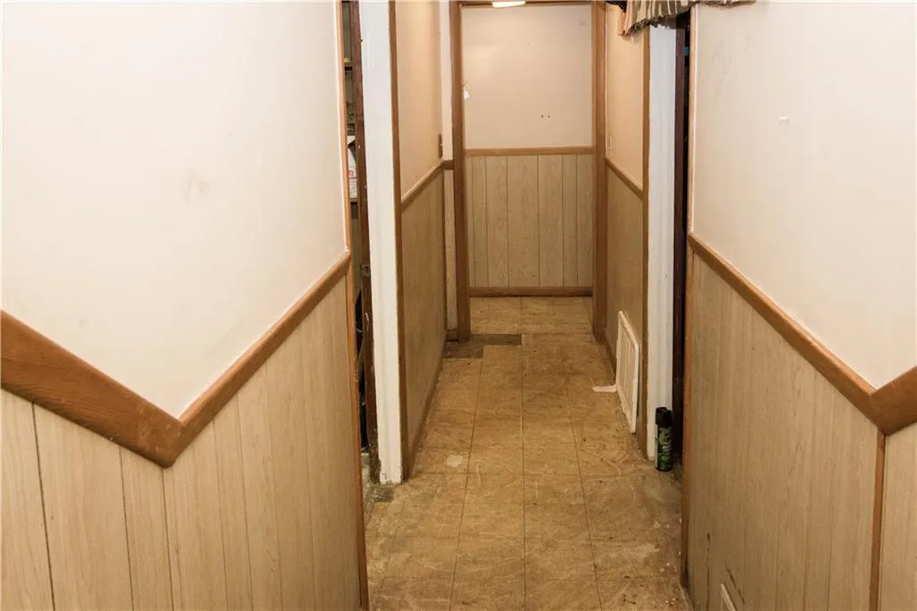 5915 Greenbrier Road, Atlanta, Georgia 30328, 5 Bedrooms Bedrooms, ,3 BathroomsBathrooms,Residential,Sold,5915 Greenbrier Road,5801159