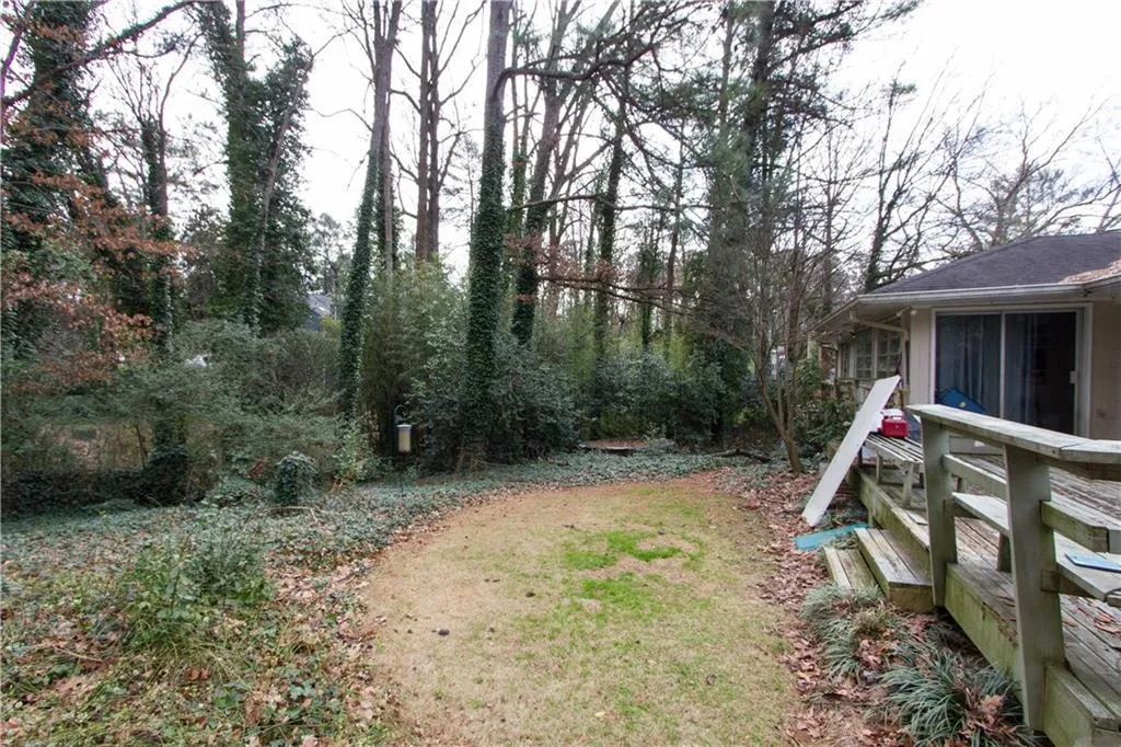 5915 Greenbrier Road, Atlanta, Georgia 30328, 5 Bedrooms Bedrooms, ,3 BathroomsBathrooms,Residential,Sold,5915 Greenbrier Road,5801159