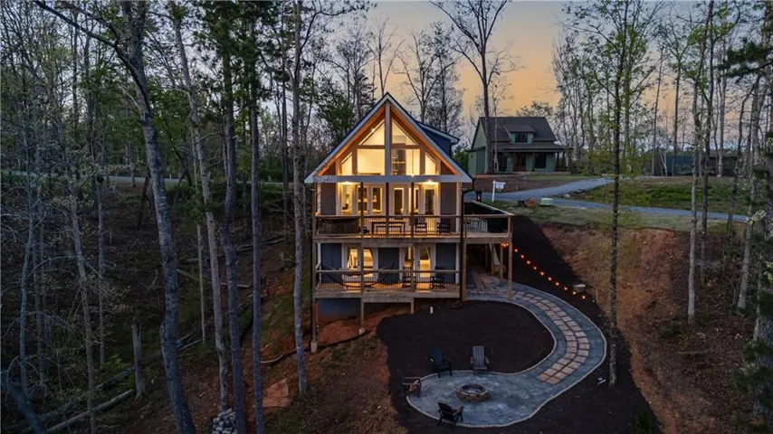 84 Ridge Line Trail, Ellijay, Georgia 30540