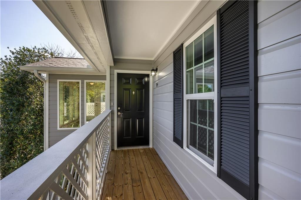 904 Natchez Trace Unit 4, Sandy Springs, Georgia 30350, 2 Bedrooms Bedrooms, ,2 BathroomsBathrooms,Residential,Sold,904 Natchez Trace Unit 4,7280605