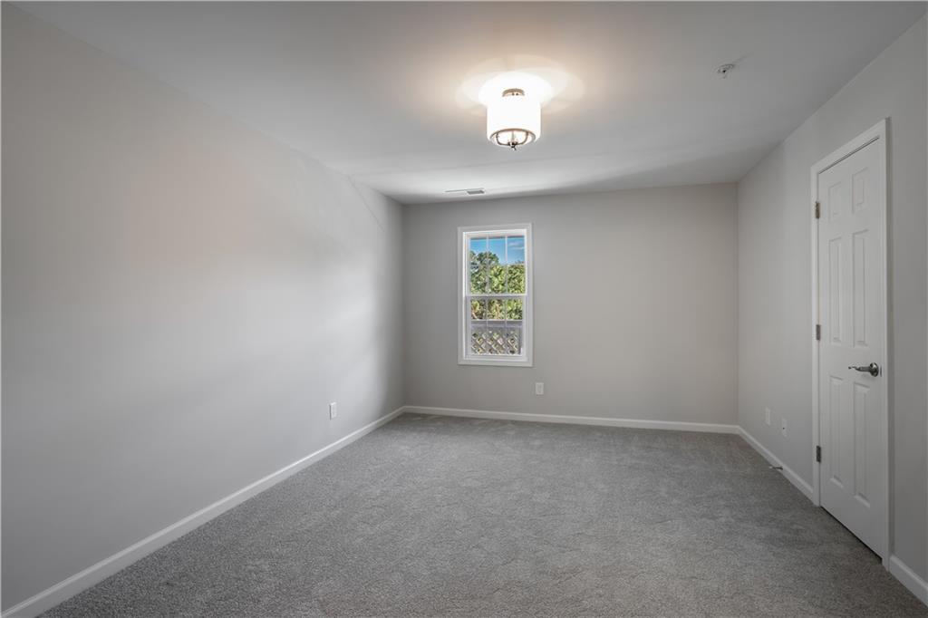 904 Natchez Trace Unit 4, Sandy Springs, Georgia 30350, 2 Bedrooms Bedrooms, ,2 BathroomsBathrooms,Residential,Sold,904 Natchez Trace Unit 4,7280605