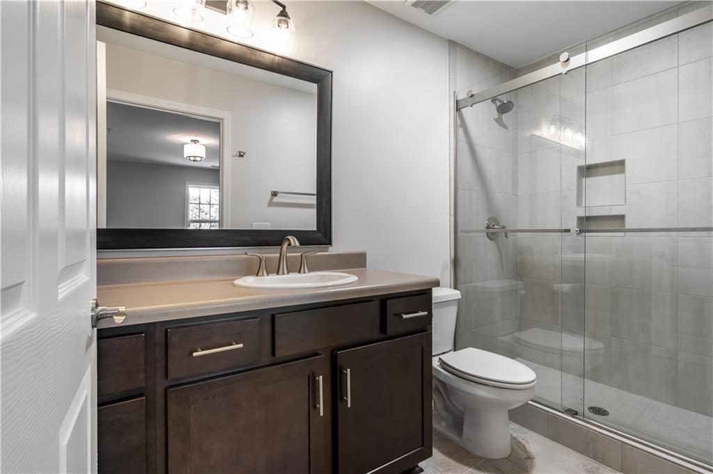 904 Natchez Trace Unit 4, Sandy Springs, Georgia 30350, 2 Bedrooms Bedrooms, ,2 BathroomsBathrooms,Residential,Sold,904 Natchez Trace Unit 4,7280605