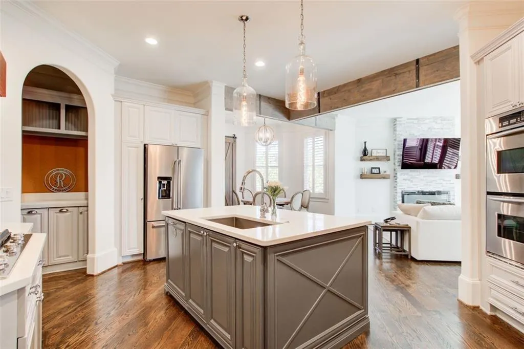 171 Johnson Ferry Road Nw, Atlanta, Georgia 30328, 6 Bedrooms Bedrooms, ,6 BathroomsBathrooms,Residential,Sold,171 Johnson Ferry Road Nw,7511892