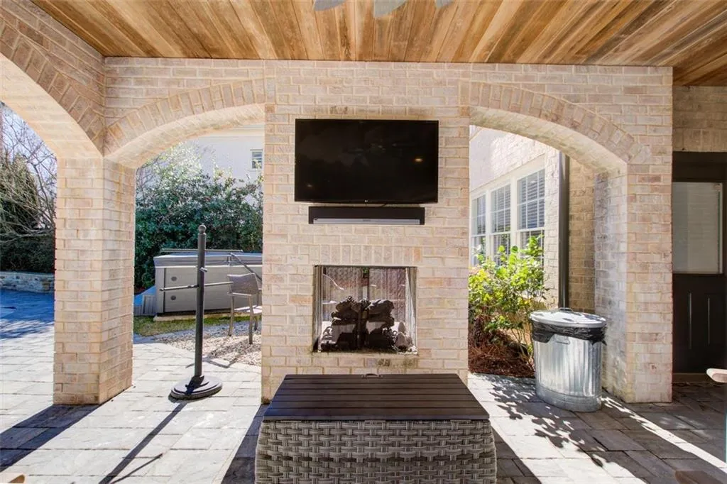 Additional view of outdoor entertaining area