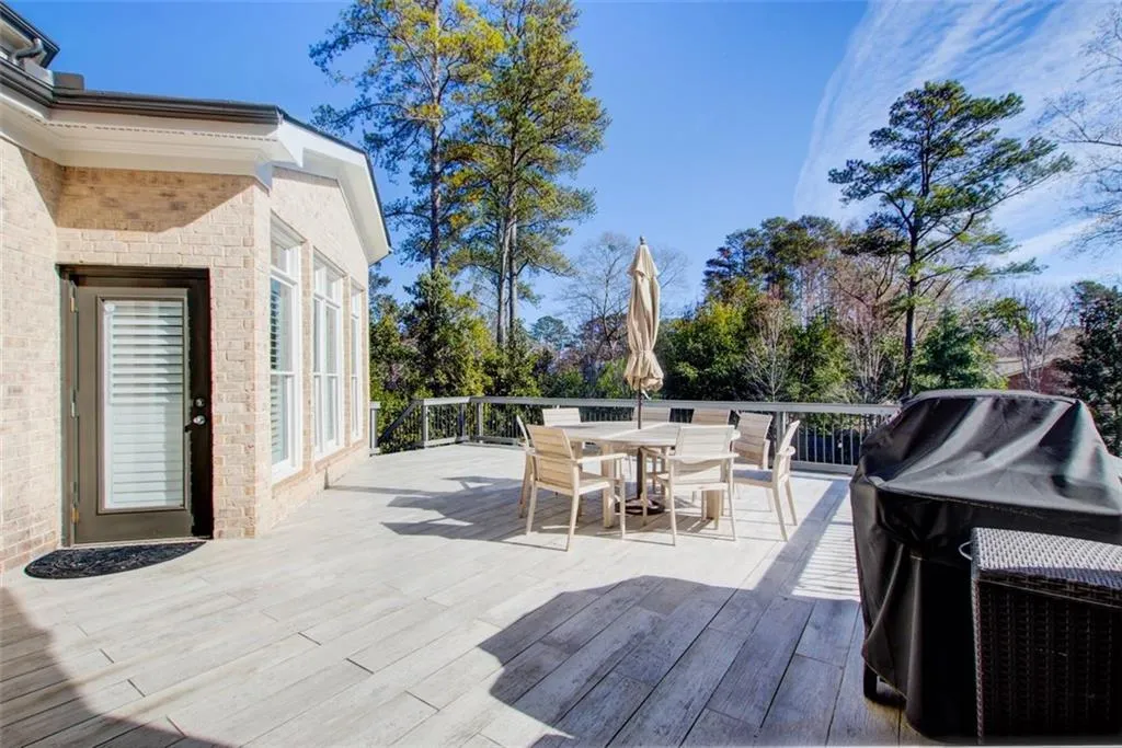 171 Johnson Ferry Road Nw, Atlanta, Georgia 30328, 6 Bedrooms Bedrooms, ,6 BathroomsBathrooms,Residential,Sold,171 Johnson Ferry Road Nw,7511892