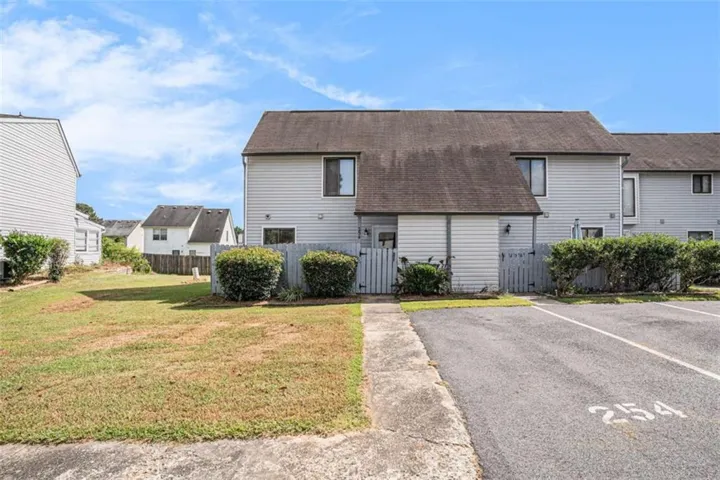 254 Country Club Drive, Jonesboro, Georgia 30238