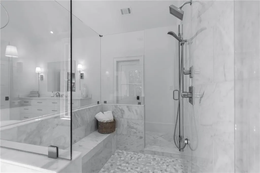 5720a Riverside Drive, Atlanta, Georgia 30327, 6 Bedrooms Bedrooms, ,6 BathroomsBathrooms,Residential,Sold,5720a Riverside Drive,6765725