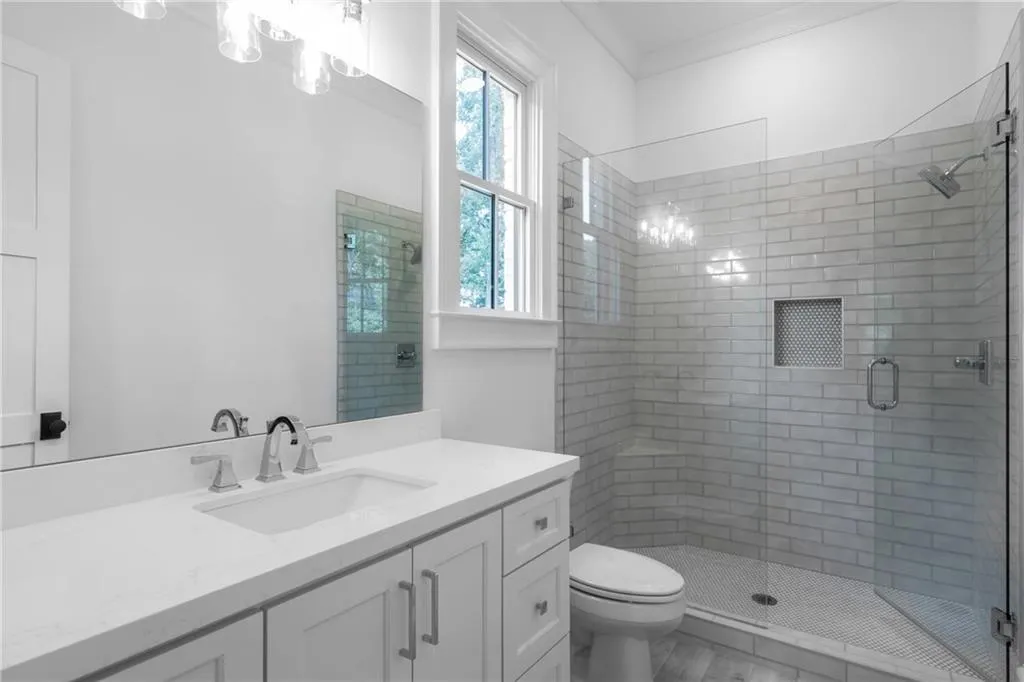 5720a Riverside Drive, Atlanta, Georgia 30327, 6 Bedrooms Bedrooms, ,6 BathroomsBathrooms,Residential,Sold,5720a Riverside Drive,6765725