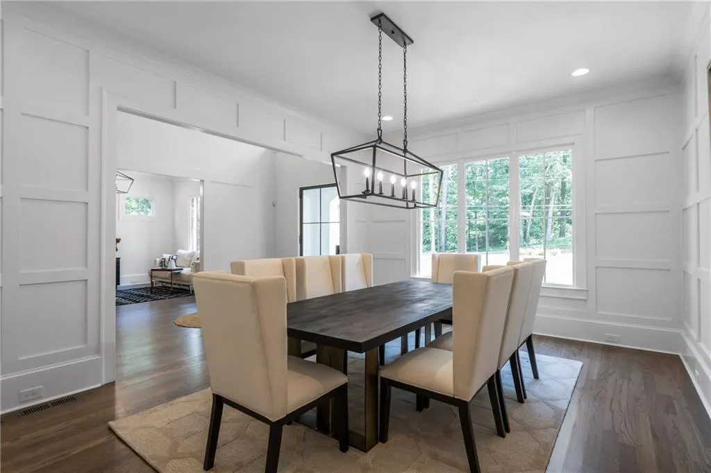 5720a Riverside Drive, Atlanta, Georgia 30327, 6 Bedrooms Bedrooms, ,6 BathroomsBathrooms,Residential,Sold,5720a Riverside Drive,6765725