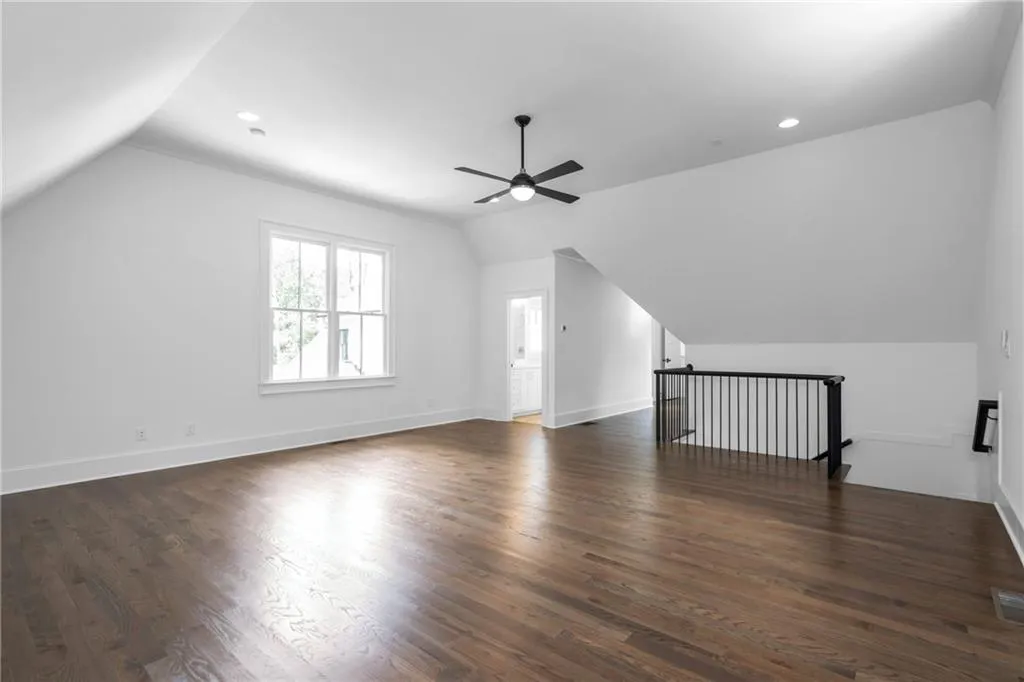 5720a Riverside Drive, Atlanta, Georgia 30327, 6 Bedrooms Bedrooms, ,6 BathroomsBathrooms,Residential,Sold,5720a Riverside Drive,6765725