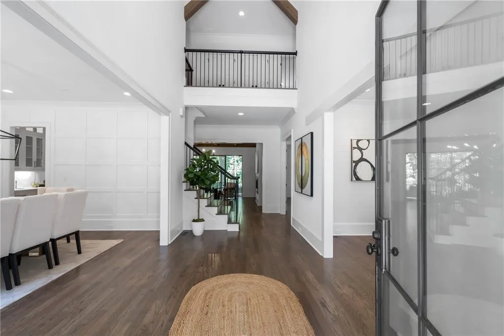 5720a Riverside Drive, Atlanta, Georgia 30327, 6 Bedrooms Bedrooms, ,6 BathroomsBathrooms,Residential,Sold,5720a Riverside Drive,6765725