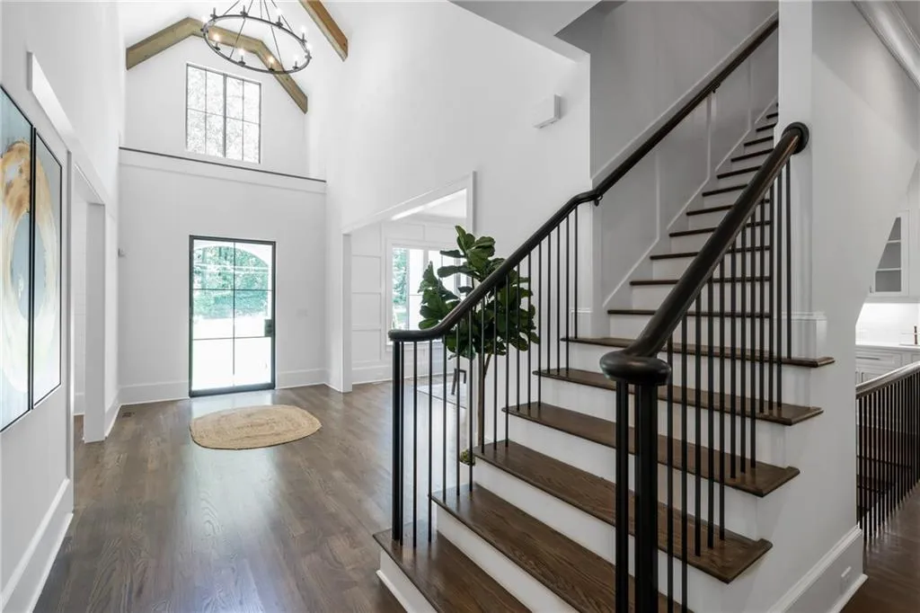 5720a Riverside Drive, Atlanta, Georgia 30327, 6 Bedrooms Bedrooms, ,6 BathroomsBathrooms,Residential,Sold,5720a Riverside Drive,6765725
