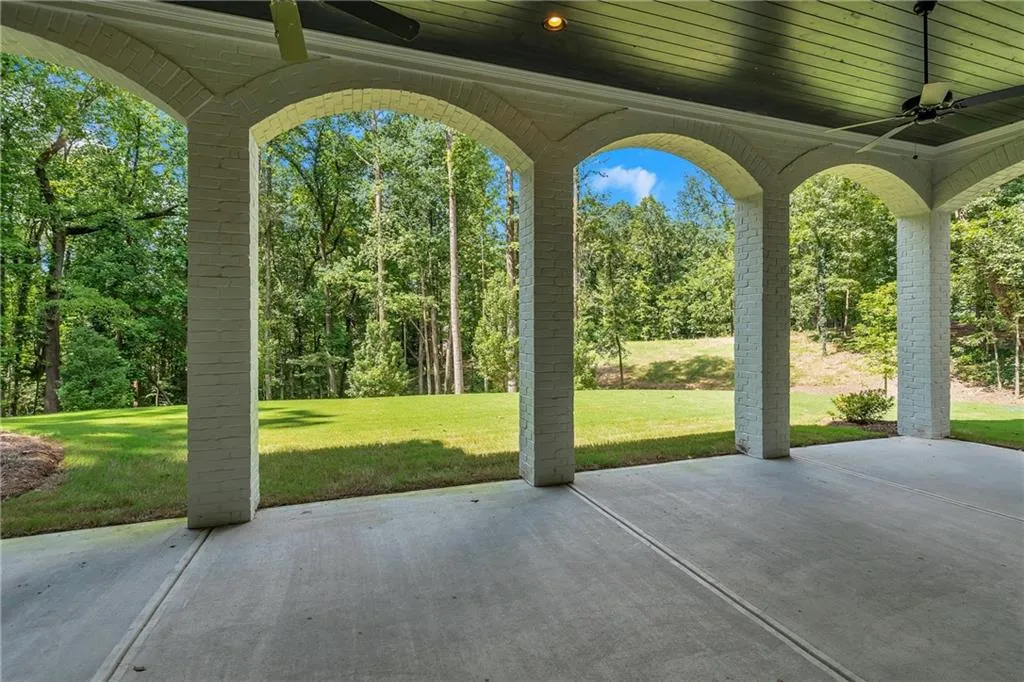 5720a Riverside Drive, Atlanta, Georgia 30327, 6 Bedrooms Bedrooms, ,6 BathroomsBathrooms,Residential,Sold,5720a Riverside Drive,6765725