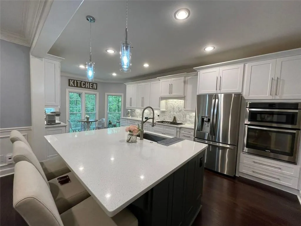 17 Forest Ridge Court, Atlanta, Georgia 30350, 3 Bedrooms Bedrooms, ,2 BathroomsBathrooms,Residential,Sold,17 Forest Ridge Court,6953623