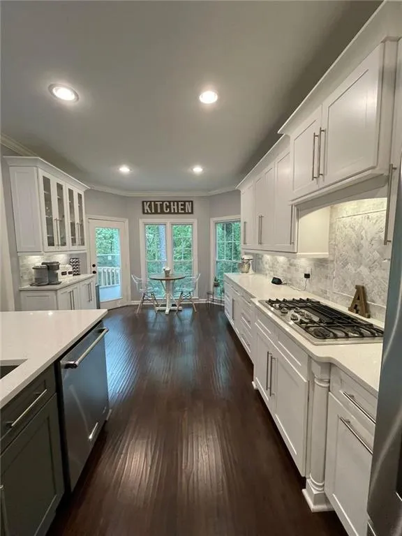 17 Forest Ridge Court, Atlanta, Georgia 30350, 3 Bedrooms Bedrooms, ,2 BathroomsBathrooms,Residential,Sold,17 Forest Ridge Court,6953623