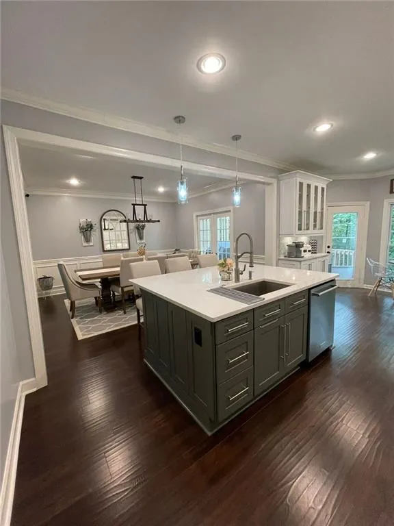 17 Forest Ridge Court, Atlanta, Georgia 30350, 3 Bedrooms Bedrooms, ,2 BathroomsBathrooms,Residential,Sold,17 Forest Ridge Court,6953623