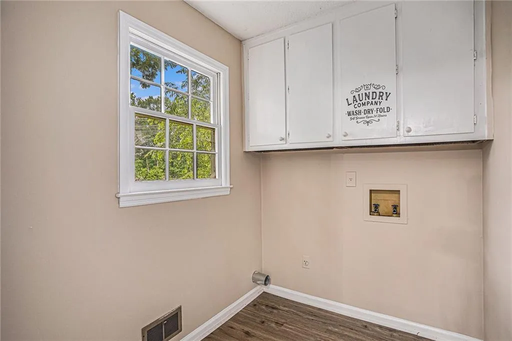 520 Spender Trace, Atlanta, Georgia 30350, 4 Bedrooms Bedrooms, ,2 BathroomsBathrooms,Residential,Sold,520 Spender Trace,7382462