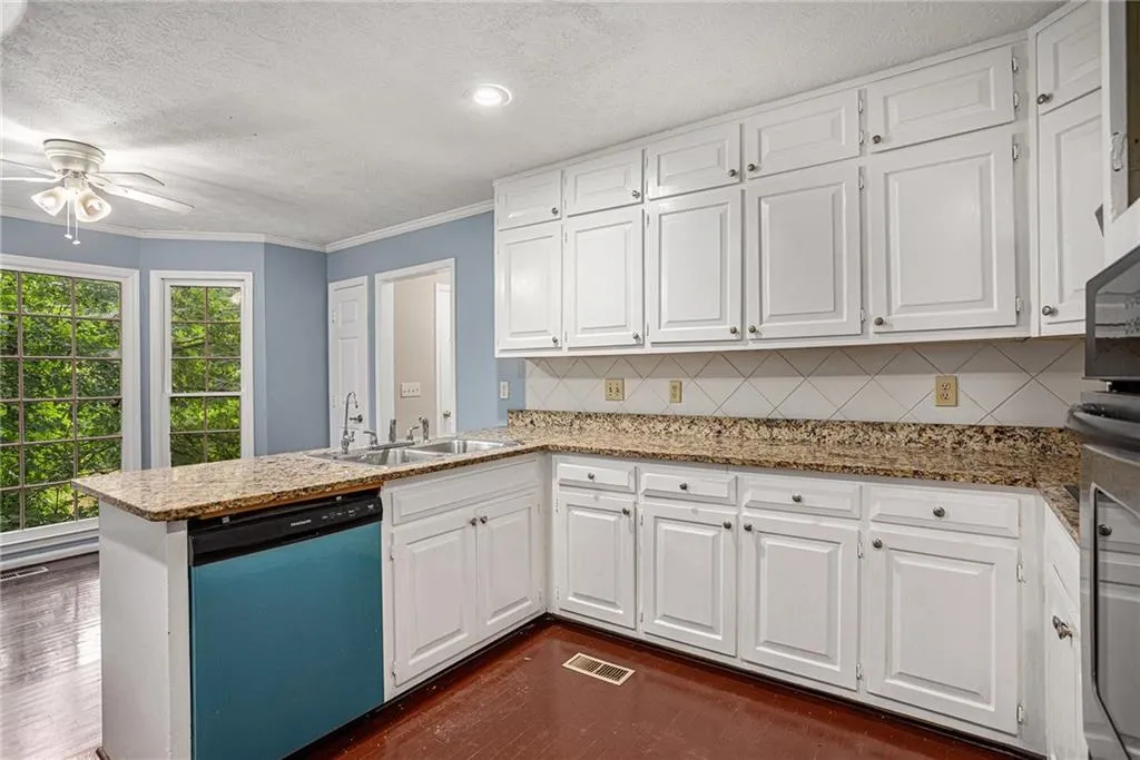 520 Spender Trace, Atlanta, Georgia 30350, 4 Bedrooms Bedrooms, ,2 BathroomsBathrooms,Residential,Sold,520 Spender Trace,7382462