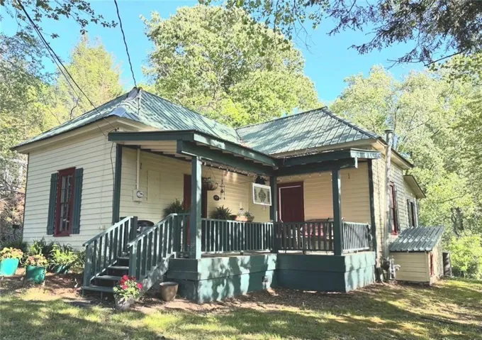 118 E Oak Street, Ellijay, Georgia 30540