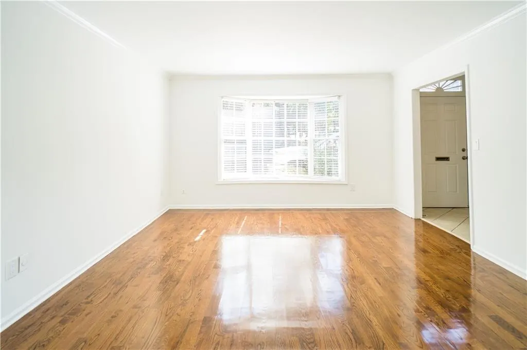 6520 Roswell Road Unit 34, Atlanta, Georgia 30328, 2 Bedrooms Bedrooms, ,2 BathroomsBathrooms,Residential,Sold,6520 Roswell Road Unit 34,6797384