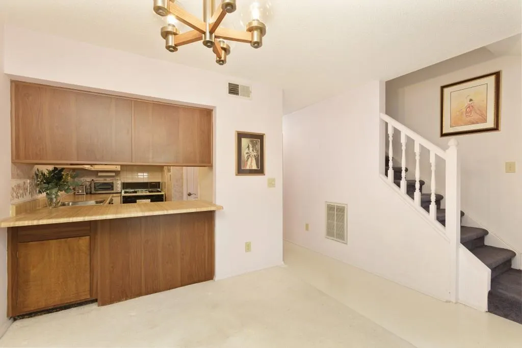 496 Granite Ridge Place, Sandy Springs, Georgia 30350, 2 Bedrooms Bedrooms, ,2 BathroomsBathrooms,Residential,Sold,496 Granite Ridge Place,7230651