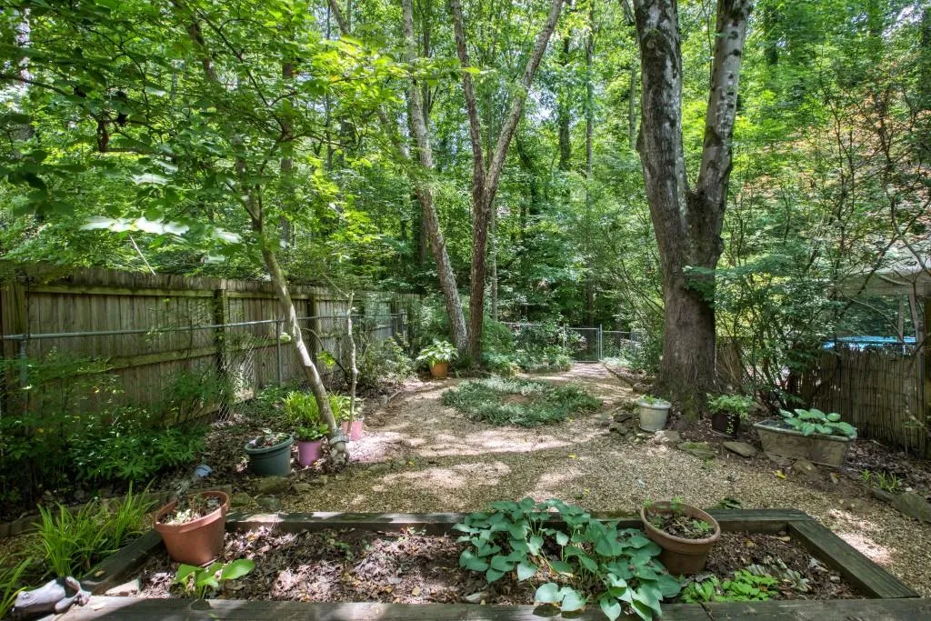 496 Granite Ridge Place, Sandy Springs, Georgia 30350, 2 Bedrooms Bedrooms, ,2 BathroomsBathrooms,Residential,Sold,496 Granite Ridge Place,7230651