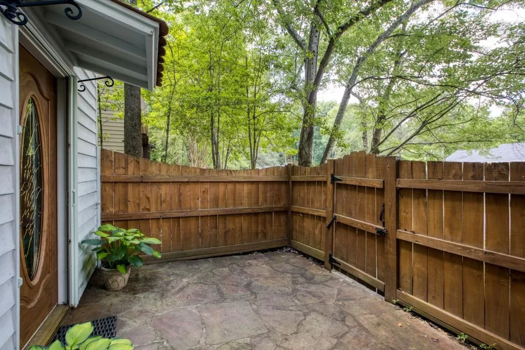 496 Granite Ridge Place, Sandy Springs, Georgia 30350, 2 Bedrooms Bedrooms, ,2 BathroomsBathrooms,Residential,Sold,496 Granite Ridge Place,7230651