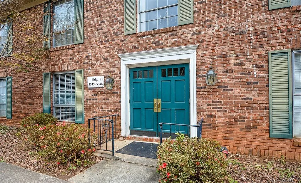 5548 Kingsport Drive, Sandy Springs, Georgia 30342, 3 Bedrooms Bedrooms, ,2 BathroomsBathrooms,Residential,Sold,5548 Kingsport Drive,5935664 5548 Kingsport Drive, Sandy Springs, Georgia 30342, 3 Bedrooms Bedrooms, ,2 BathroomsBathrooms,Residential,Sold,5548 Kingsport Drive,5935664