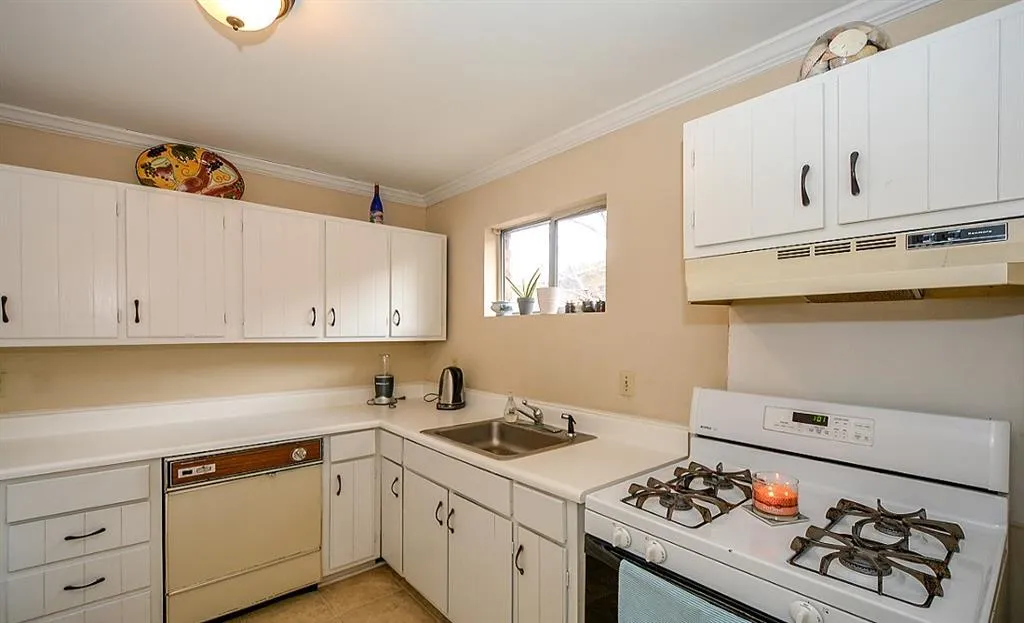 5548 Kingsport Drive, Sandy Springs, Georgia 30342, 3 Bedrooms Bedrooms, ,2 BathroomsBathrooms,Residential,Sold,5548 Kingsport Drive,5935664 5548 Kingsport Drive, Sandy Springs, Georgia 30342, 3 Bedrooms Bedrooms, ,2 BathroomsBathrooms,Residential,Sold,5548 Kingsport Drive,5935664