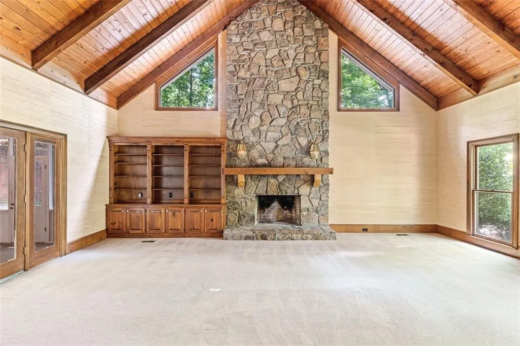 635 Bittersweet Trail, Sandy Springs, Georgia 30350, 4 Bedrooms Bedrooms, ,3 BathroomsBathrooms,Residential,Sold,635 Bittersweet Trail,6931484