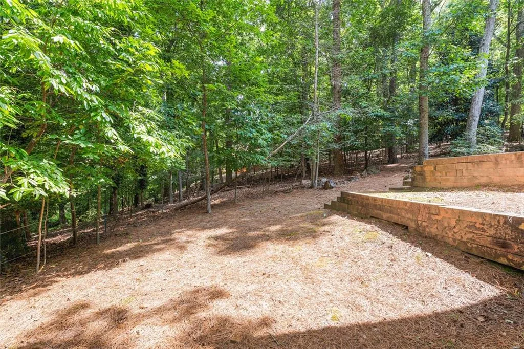 635 Bittersweet Trail, Sandy Springs, Georgia 30350, 4 Bedrooms Bedrooms, ,3 BathroomsBathrooms,Residential,Sold,635 Bittersweet Trail,6931484