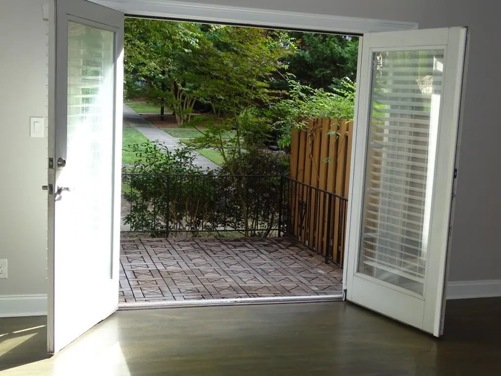 6700 Roswell Road Unit 30-c, Atlanta, Georgia 30328, 2 Bedrooms Bedrooms, ,1 BathroomBathrooms,Residential,Sold,6700 Roswell Road Unit 30-c,5877394